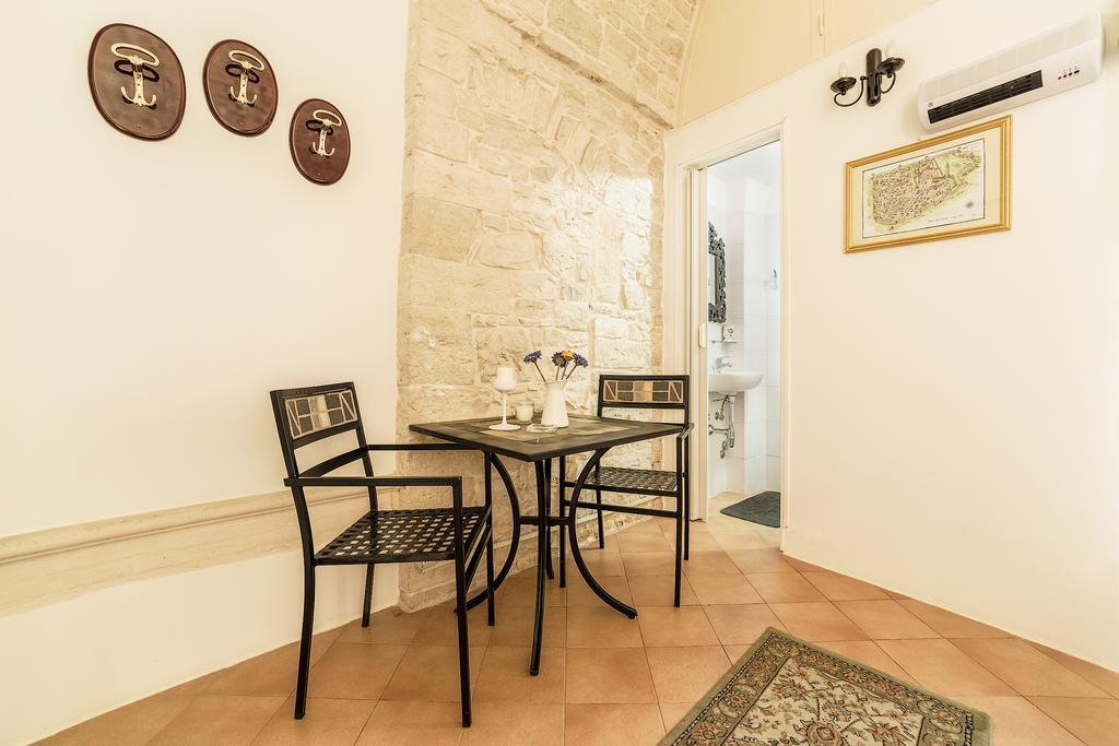 La Torre Storica Bed & Breakfast Bitonto Dış mekan fotoğraf